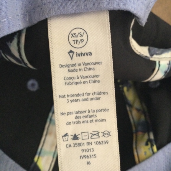 2pc girls Ivivva hats - Picture 3 of 7